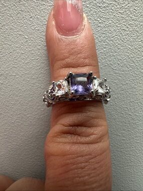 Costume jewelry Silver plated Purple Gemstone Three-Stone Ring